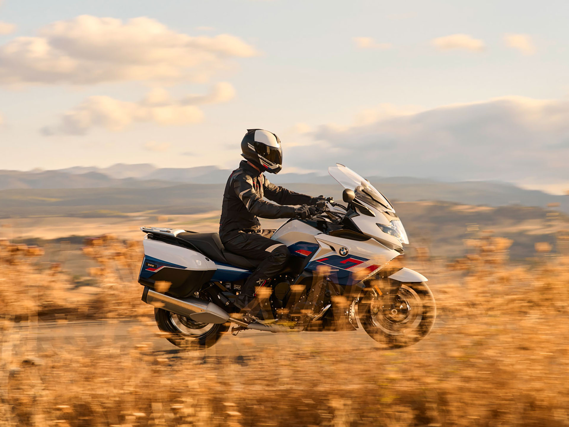 2024 BMW K 1600 GT in Fort Myers, Florida - Photo 11