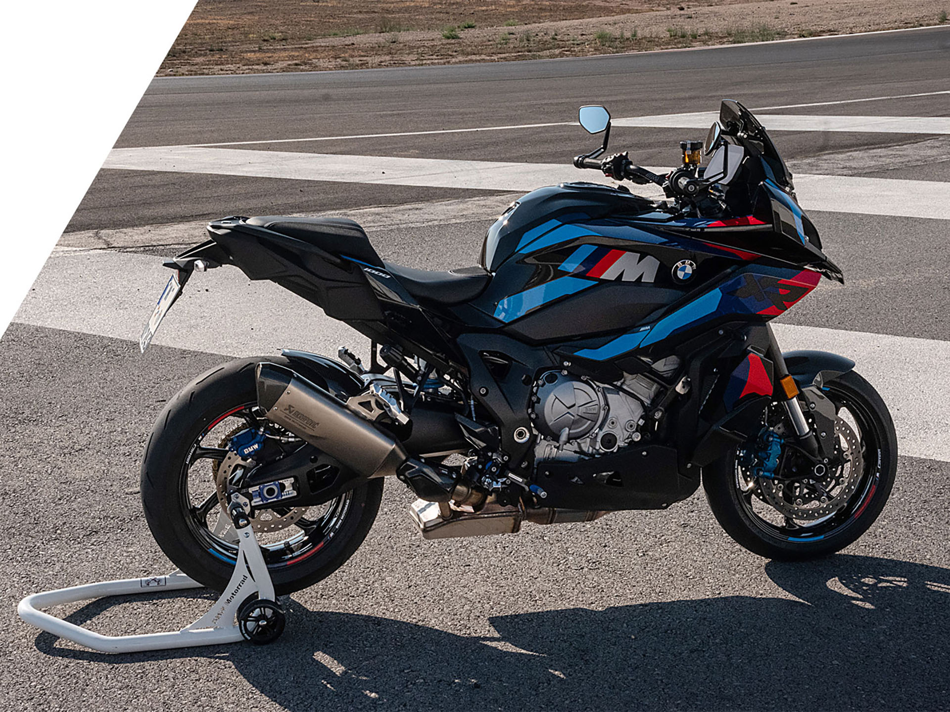2024 BMW M 1000 XR in Lexington, Kentucky - Photo 17