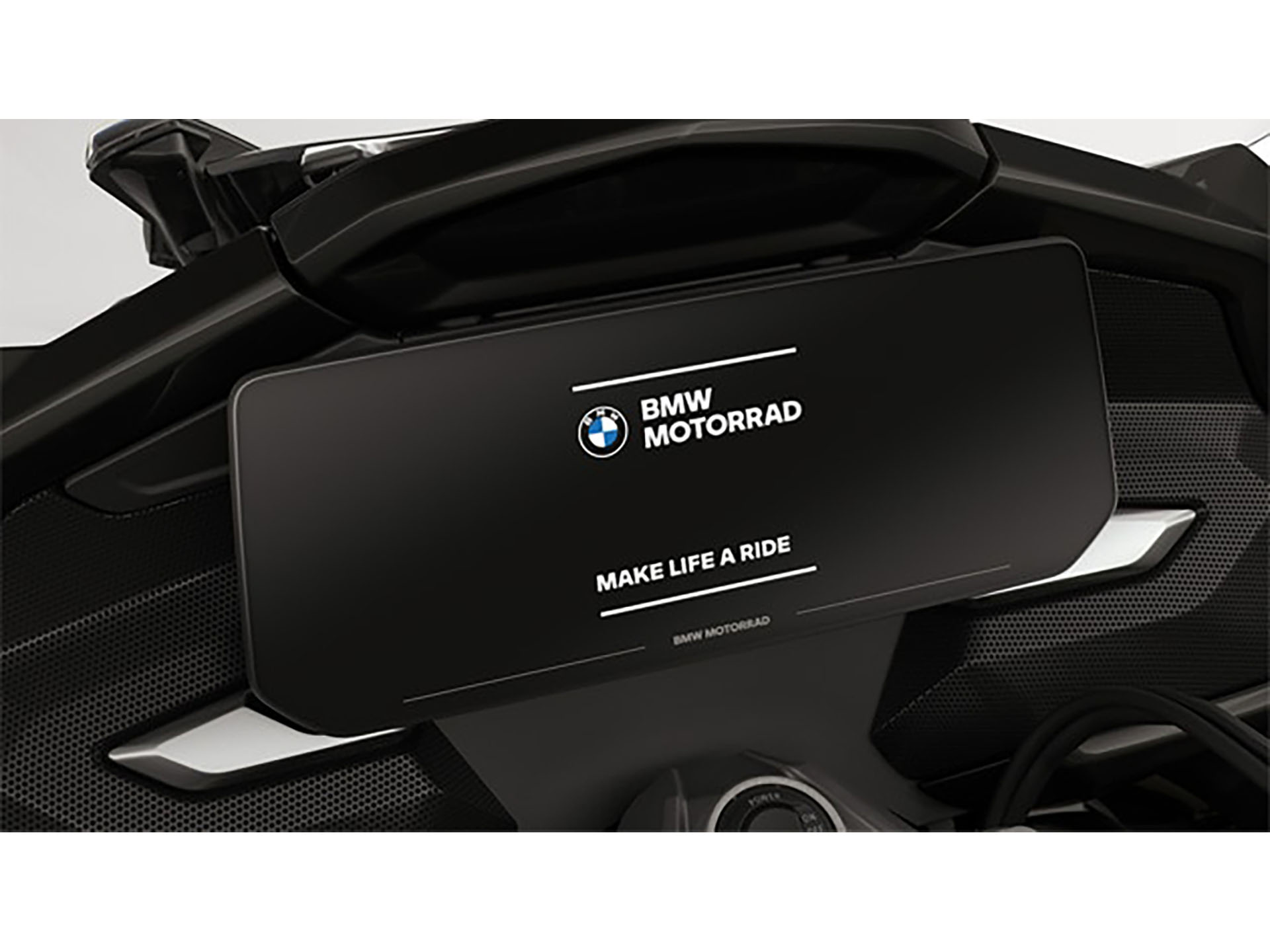 2024 BMW K 1600 Grand America in Lexington, Kentucky - Photo 8