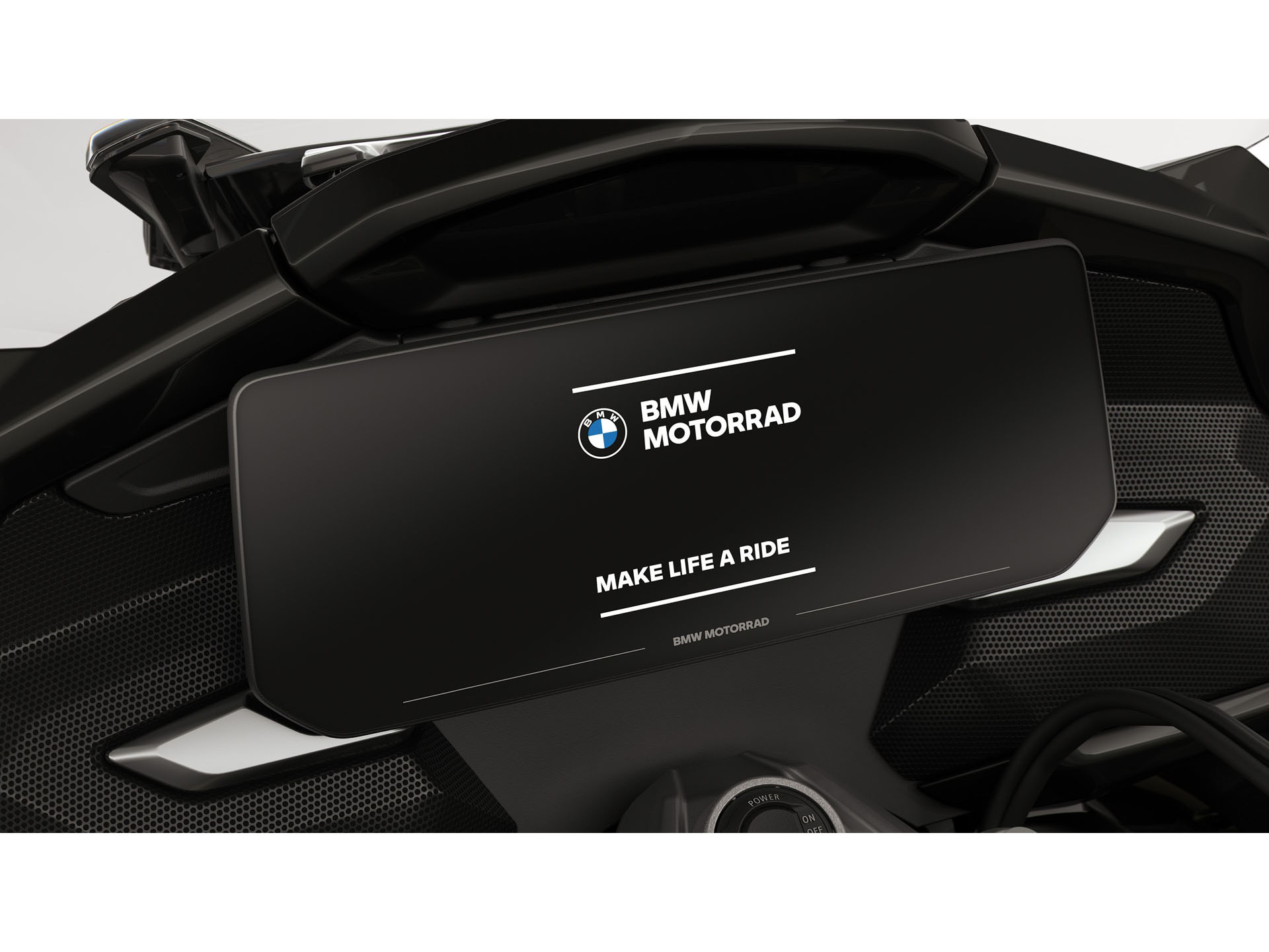 2025 BMW K 1600 Grand America in Lexington, Kentucky - Photo 8