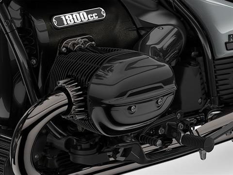 2025 BMW R 18 Classic in Richfield, Minnesota - Photo 3