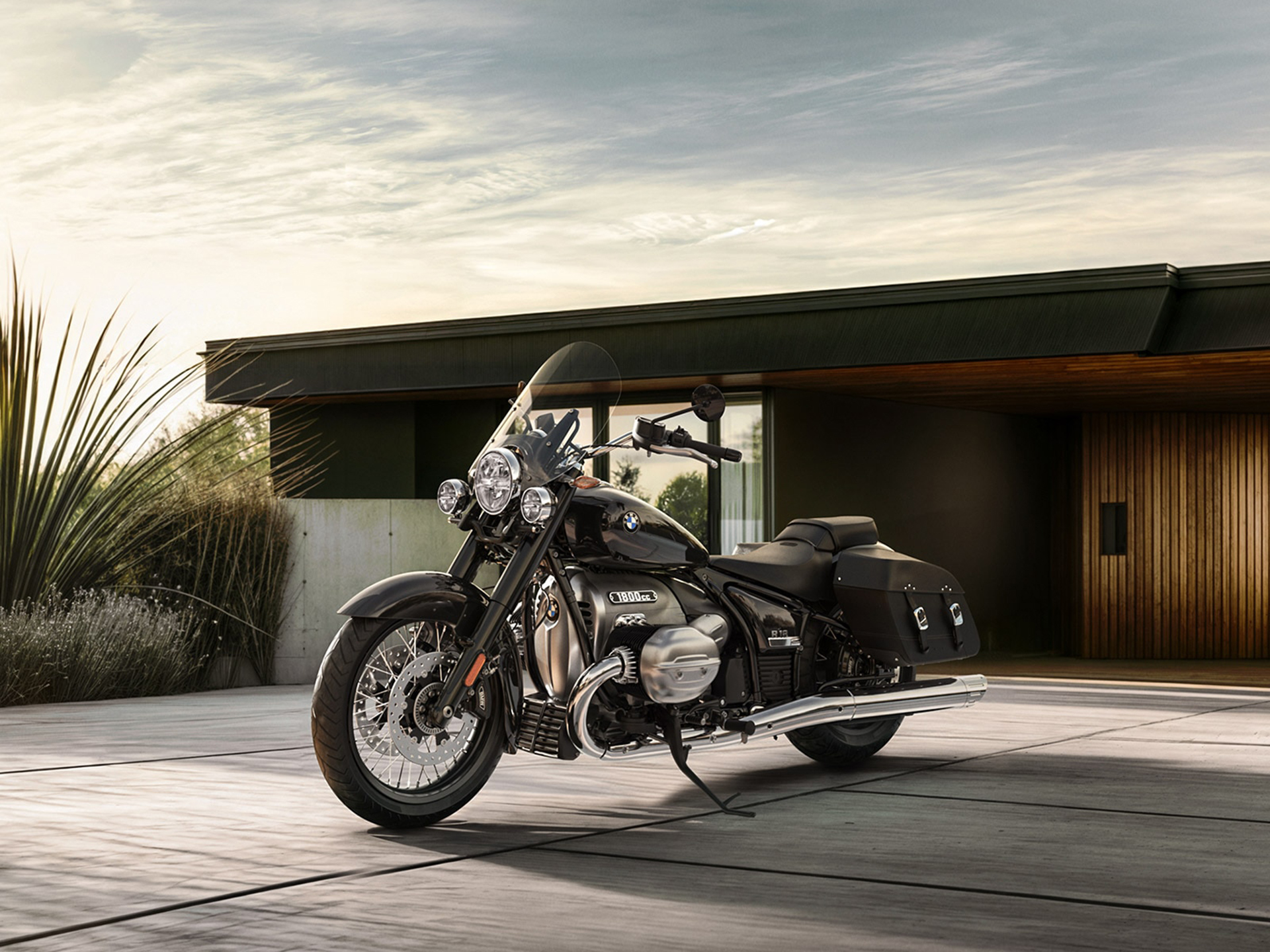 2025 BMW R 18 Classic in Richfield, Minnesota - Photo 14