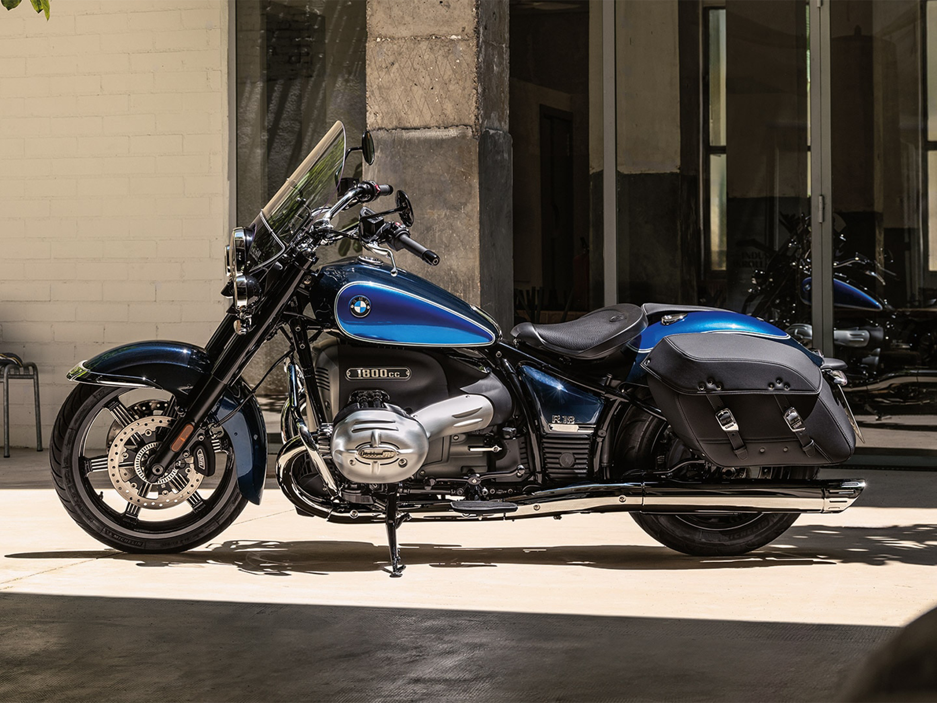 2025 BMW R 18 Classic in Richfield, Minnesota - Photo 15