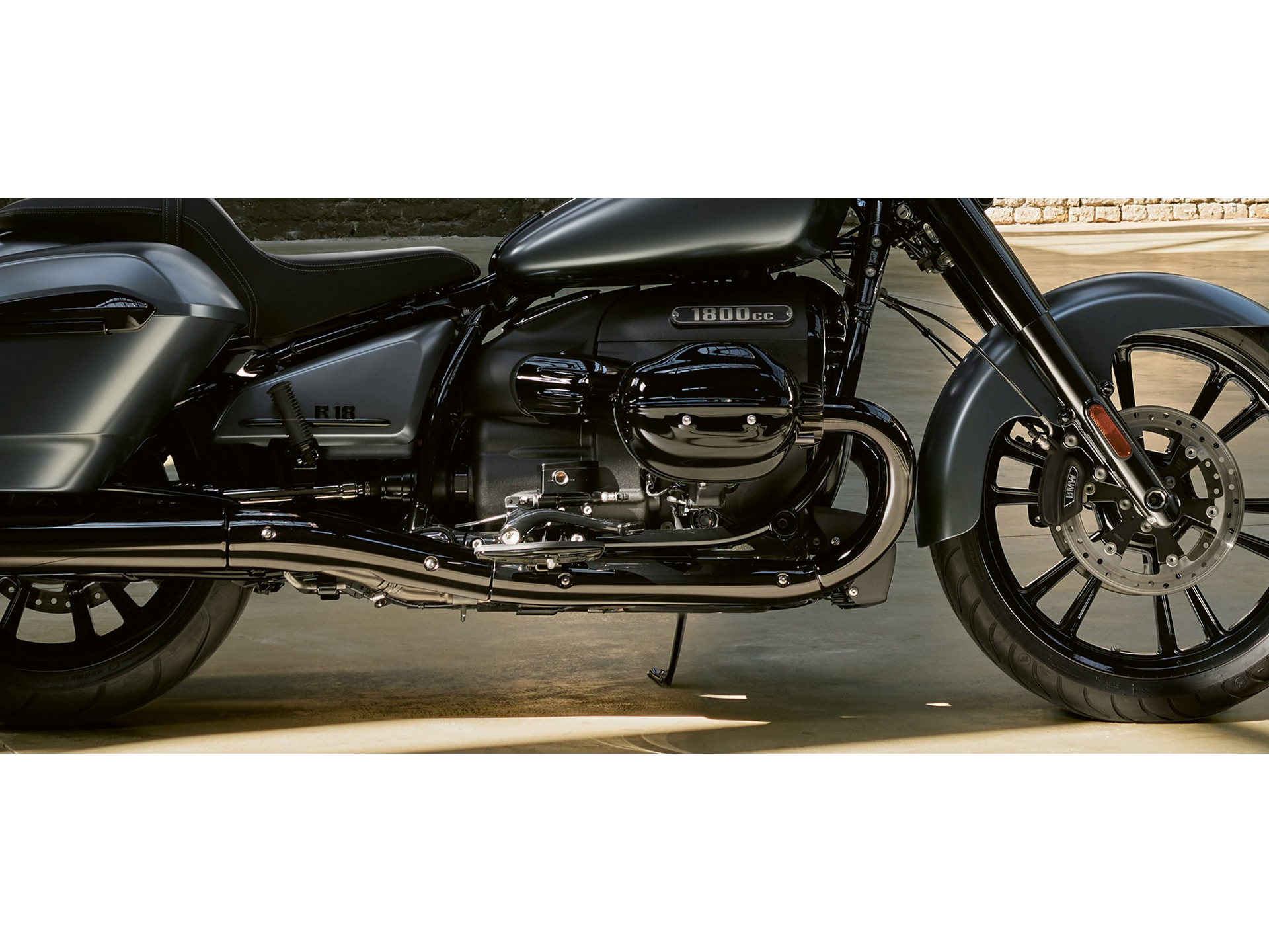 2025 BMW R 18 Roctane in Richfield, Minnesota - Photo 11