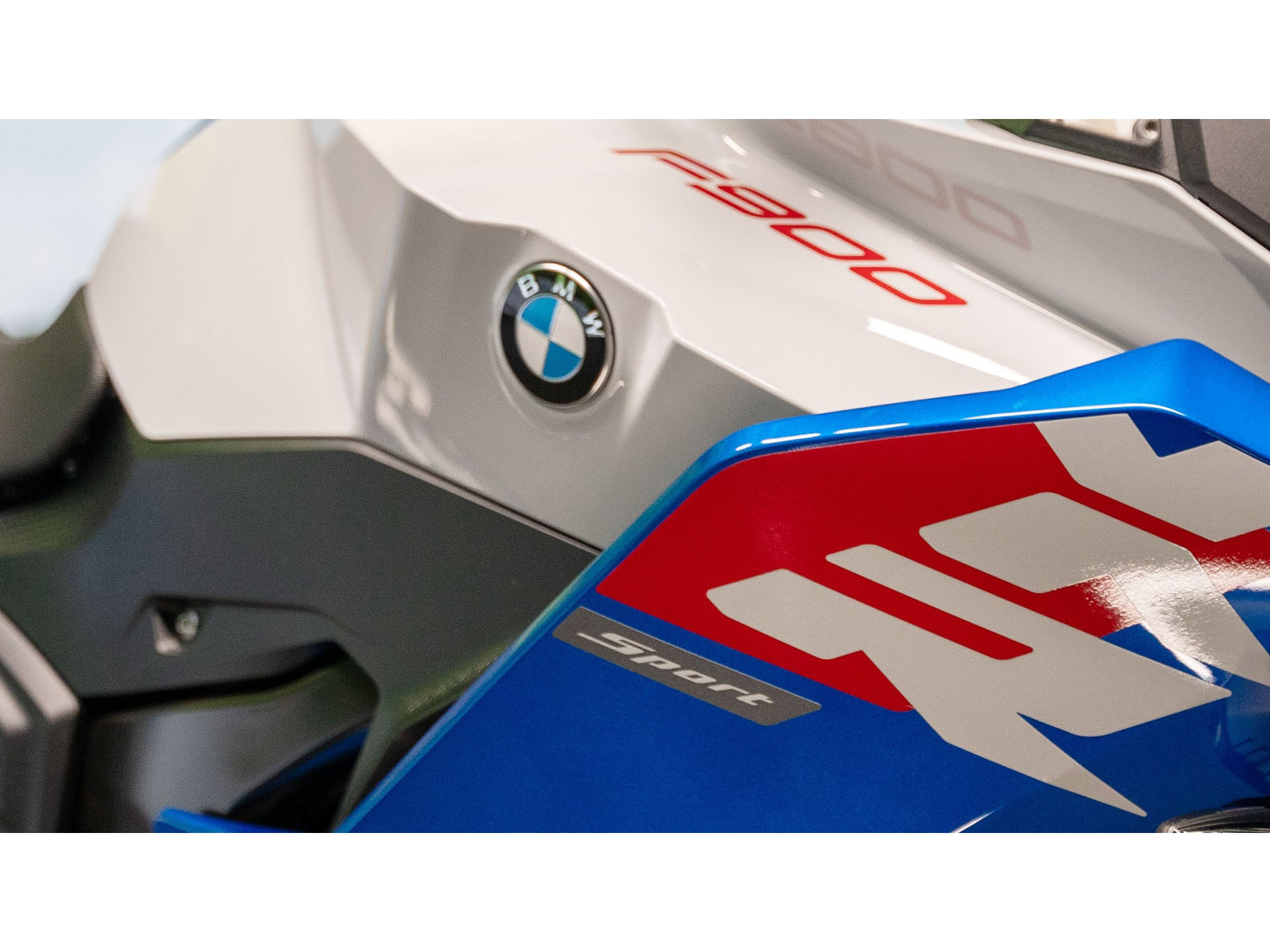 2025 BMW F 900 XR in Lexington, Kentucky - Photo 2