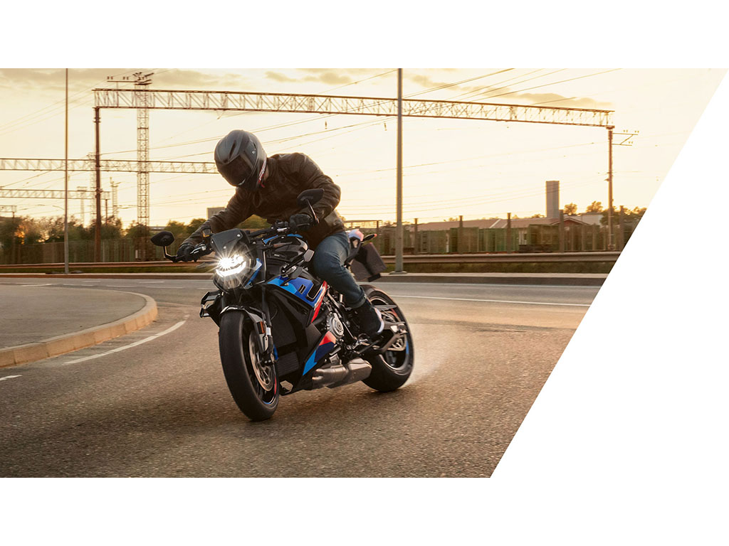 2024 BMW M 1000 R in Fort Myers, Florida - Photo 14