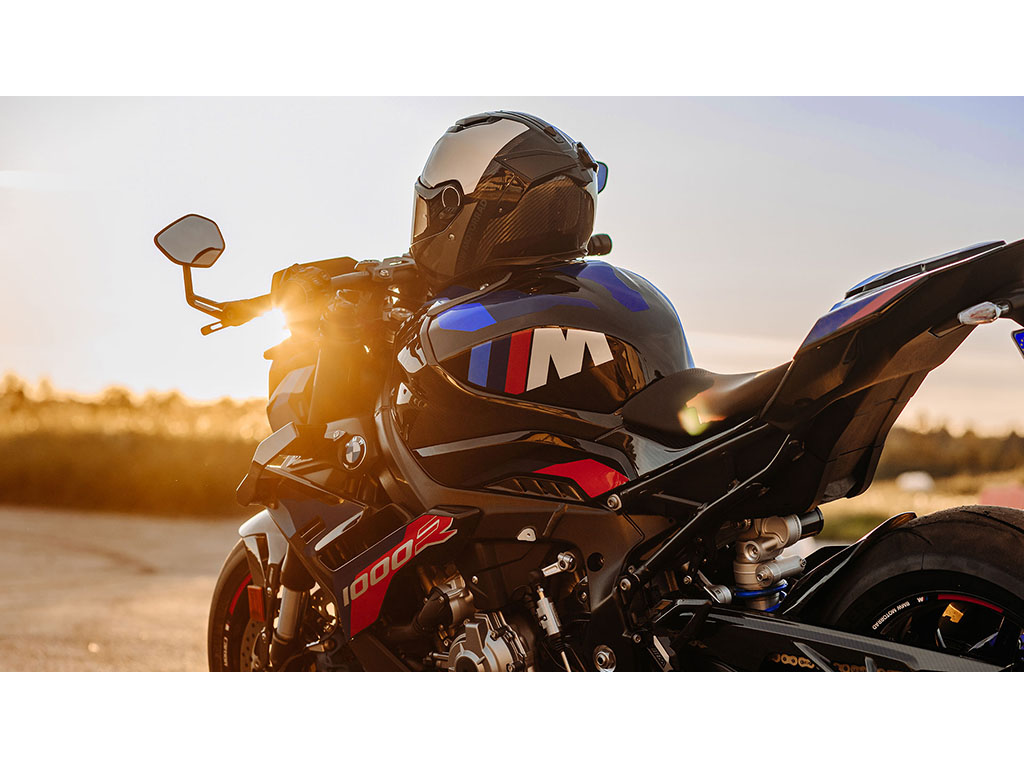 2024 BMW M 1000 R in Fort Myers, Florida - Photo 15