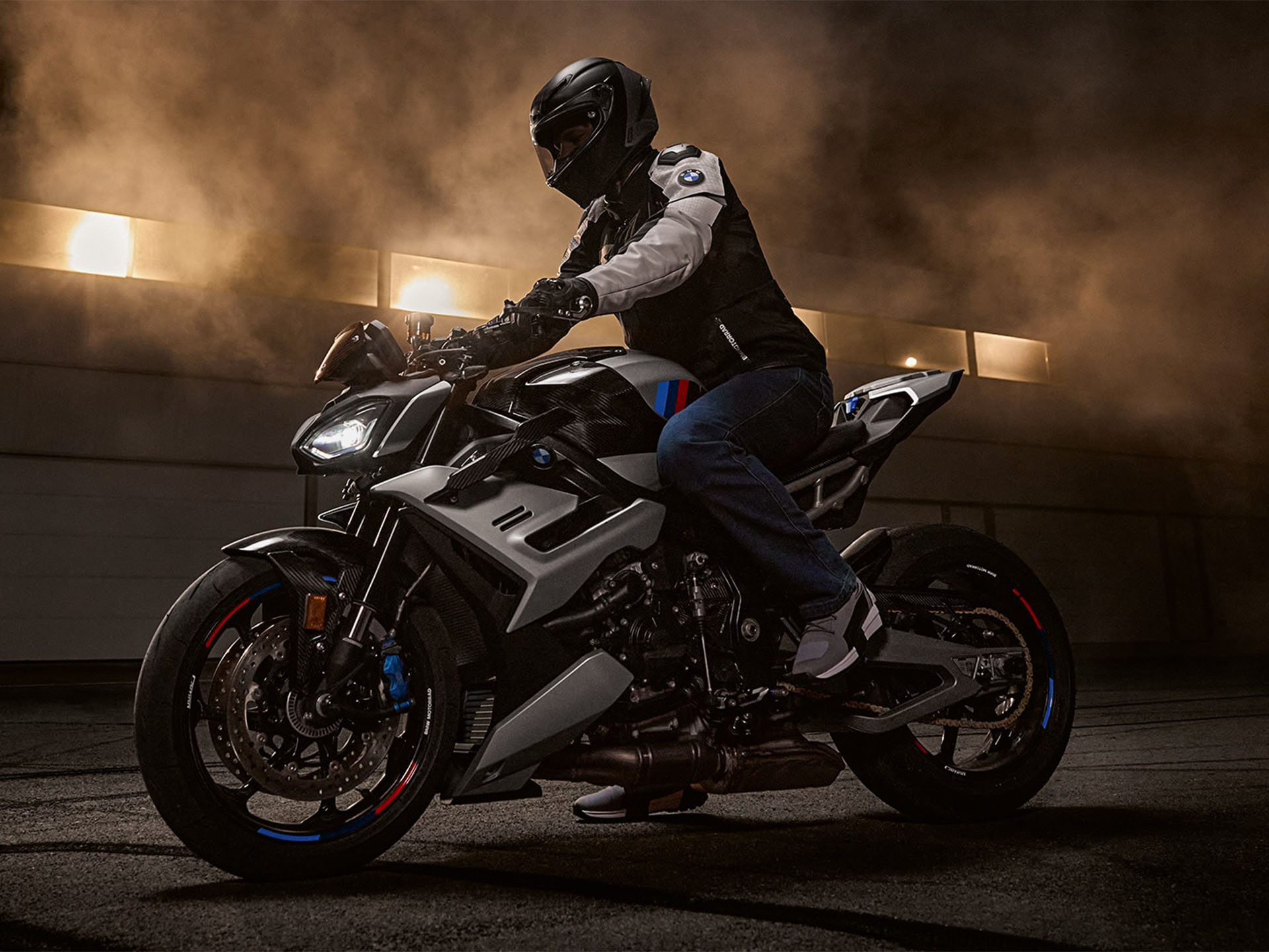 2025 BMW M 1000 R in Cleveland, Ohio - Photo 19