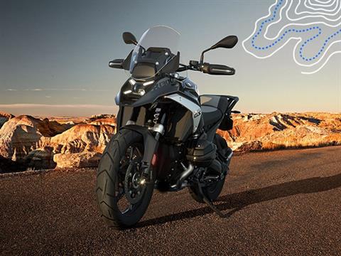 2025 BMW R 1300 GS in Richfield, Minnesota - Photo 8