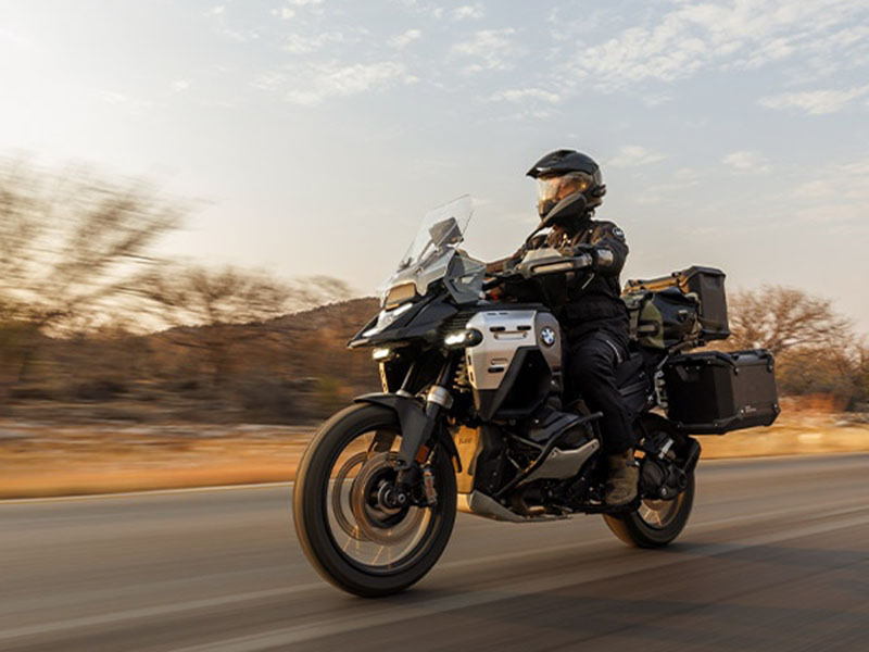 2025 BMW R 1300 GS Adventure in Cleveland, Ohio - Photo 15