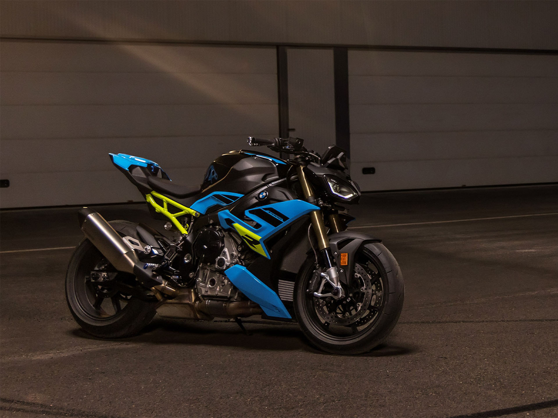 2025 BMW S 1000 R in Cleveland, Ohio - Photo 10