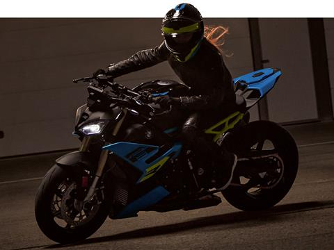 2025 BMW S 1000 R in Cleveland, Ohio - Photo 11