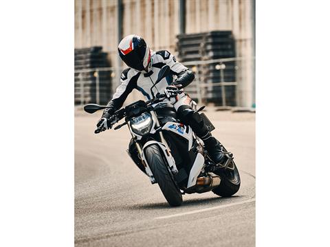2024 BMW S 1000 R in Lexington, Kentucky - Photo 13