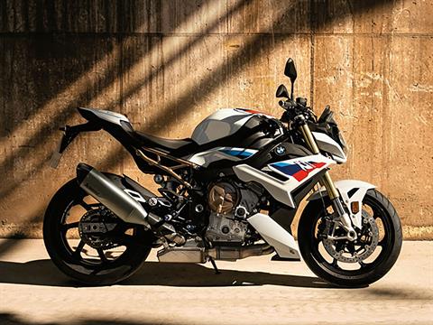 2024 BMW S 1000 R in Fort Myers, Florida - Photo 11