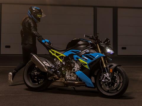 2025 BMW S 1000 R in Cleveland, Ohio - Photo 15