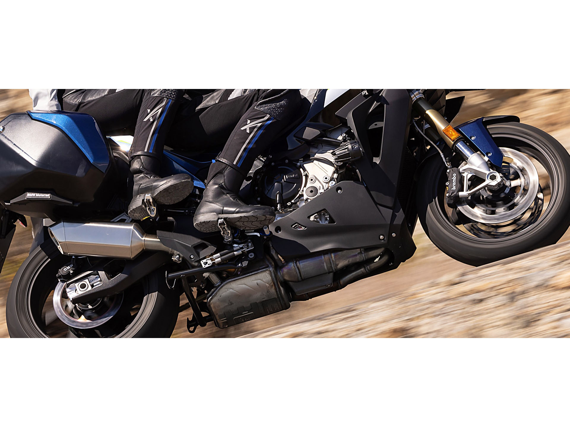 2025 BMW S 1000 XR in Lexington, Kentucky - Photo 3
