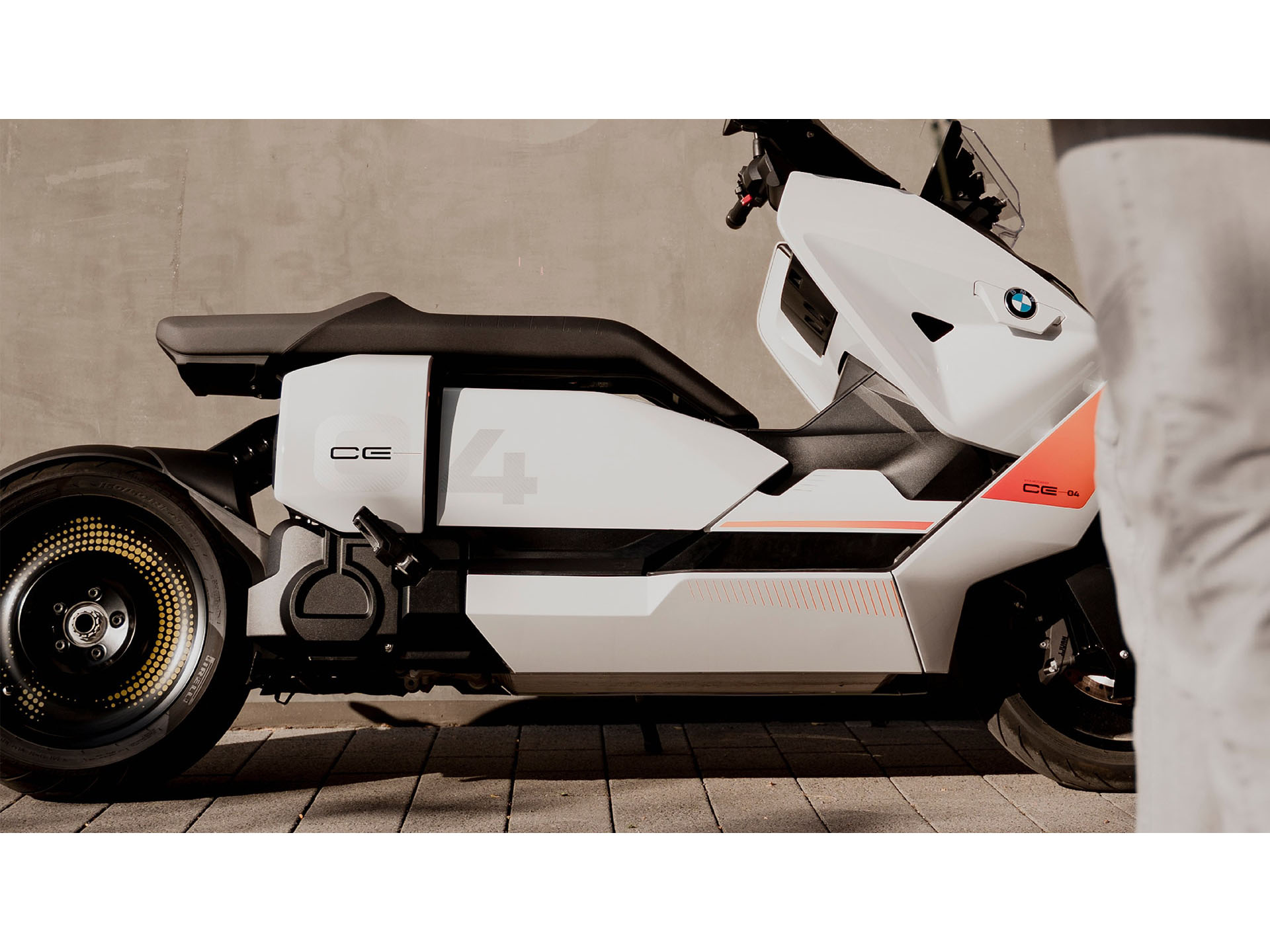 2025 BMW CE 04 in Indianapolis, Indiana - Photo 14