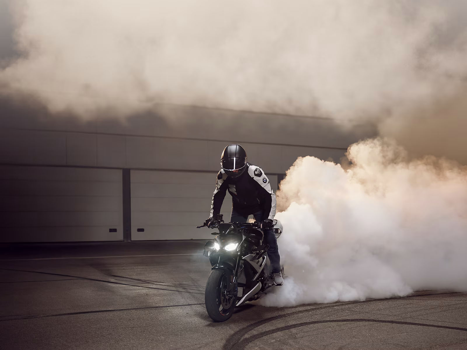 2026 BMW M 1000 R in Chattanooga, Tennessee - Photo 13