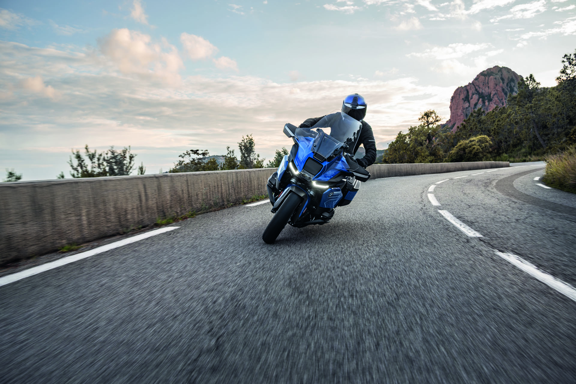 2026 BMW R 1300 RT in Chattanooga, Tennessee - Photo 12