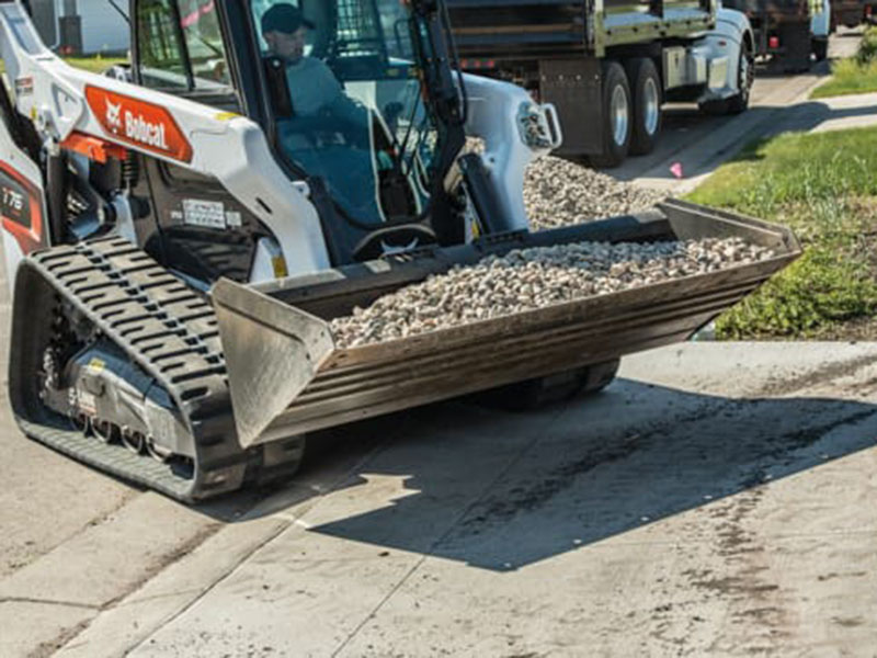 2025 Bobcat Bucket - Heavy Duty - 74 in. in Paso Robles, California - Photo 3