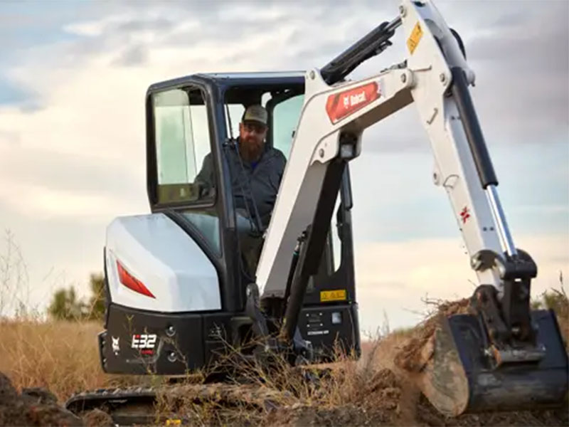 2025 Bobcat E32 Extendable Arm in Paso Robles, California - Photo 9