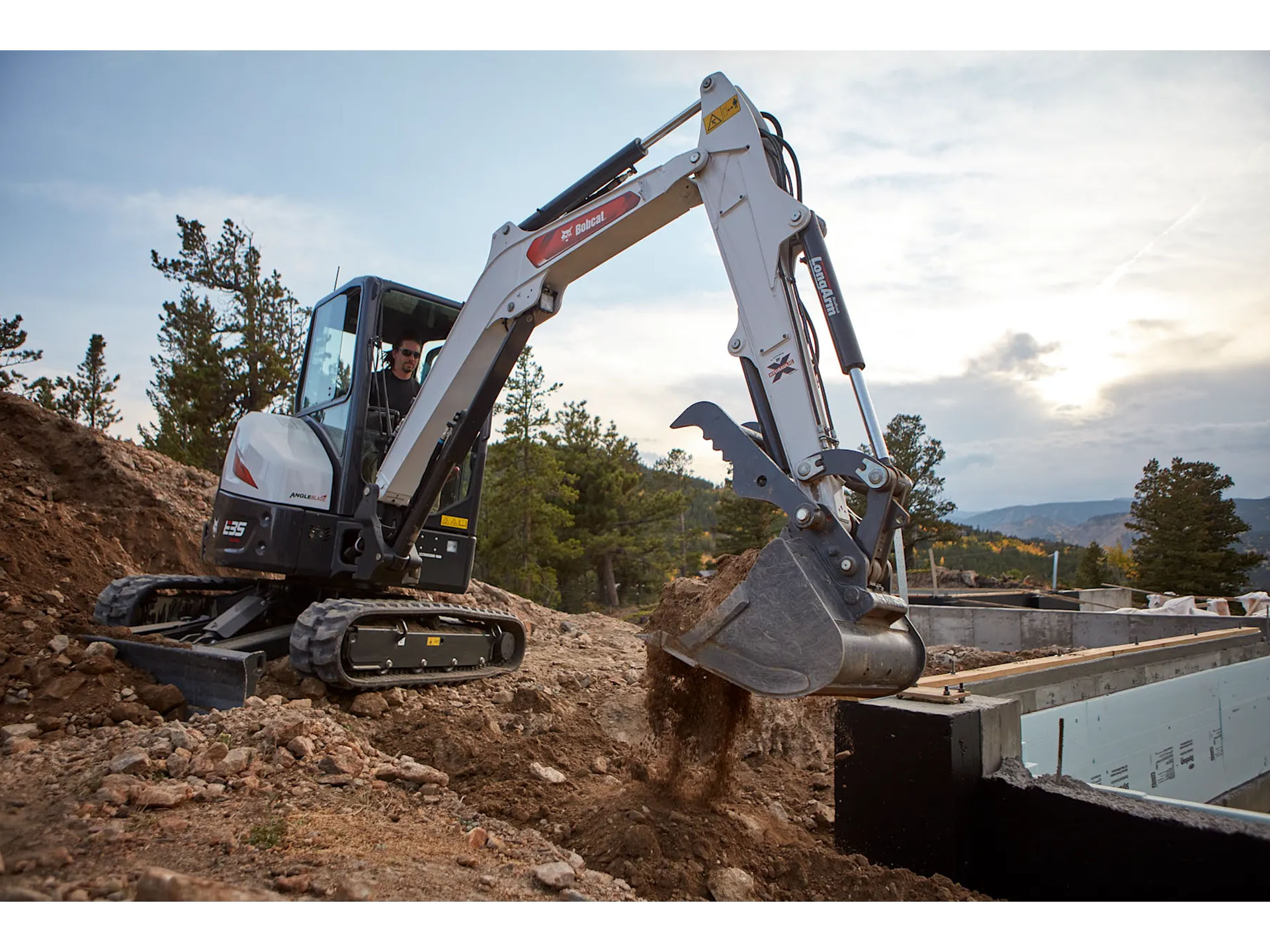 2025 Bobcat E35 25 hp Extendable Arm in Paso Robles, California - Photo 12