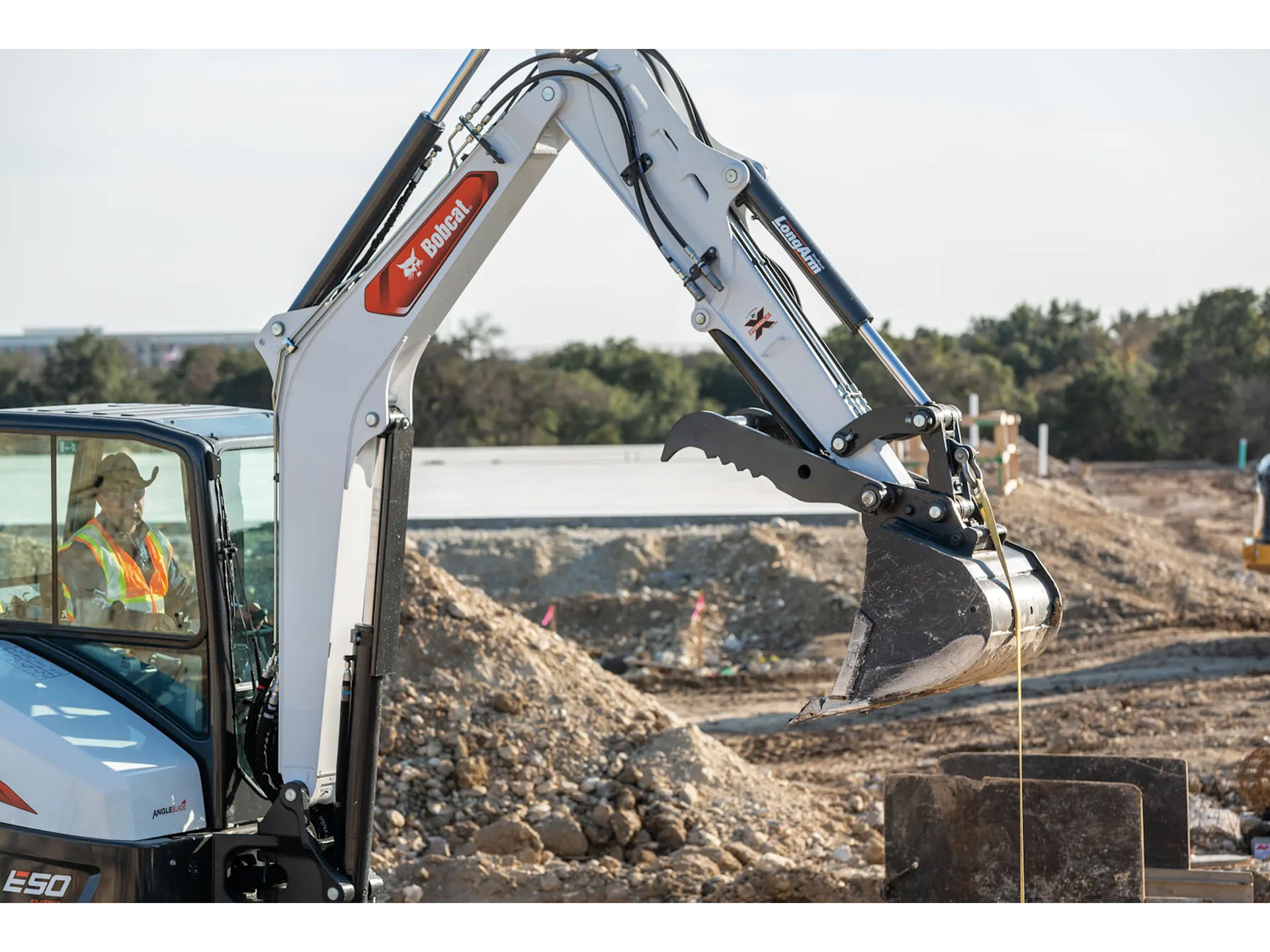 2025 Bobcat E60 Long Arm in Paso Robles, California - Photo 2