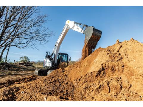 2025 Bobcat E165 in Paso Robles, California - Photo 9