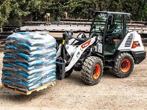 2025 Bobcat Pallet Fork - With Back and Side Shift in Paso Robles, California - Photo 4
