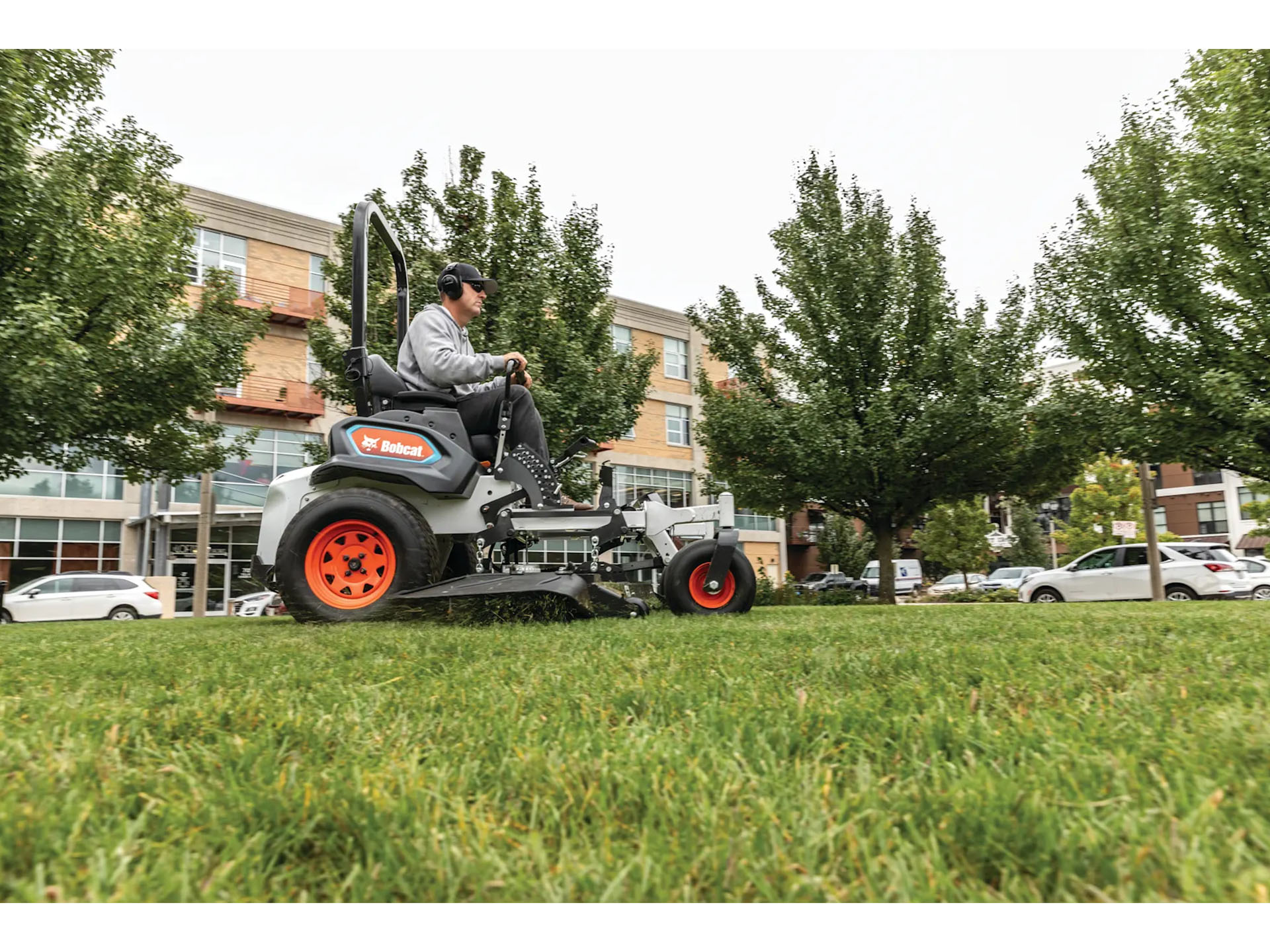 2025 Bobcat ZT6000e 52 in. Lithium Ion 58V in Paso Robles, California - Photo 8