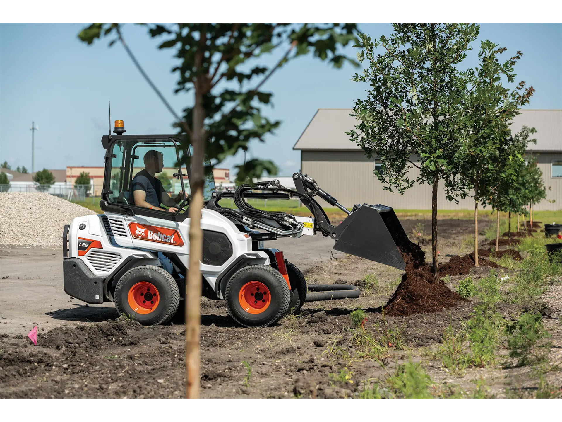 2025 Bobcat L28 in Paso Robles, California - Photo 10