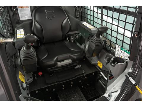 2025 Bobcat T450 in Paso Robles, California - Photo 5