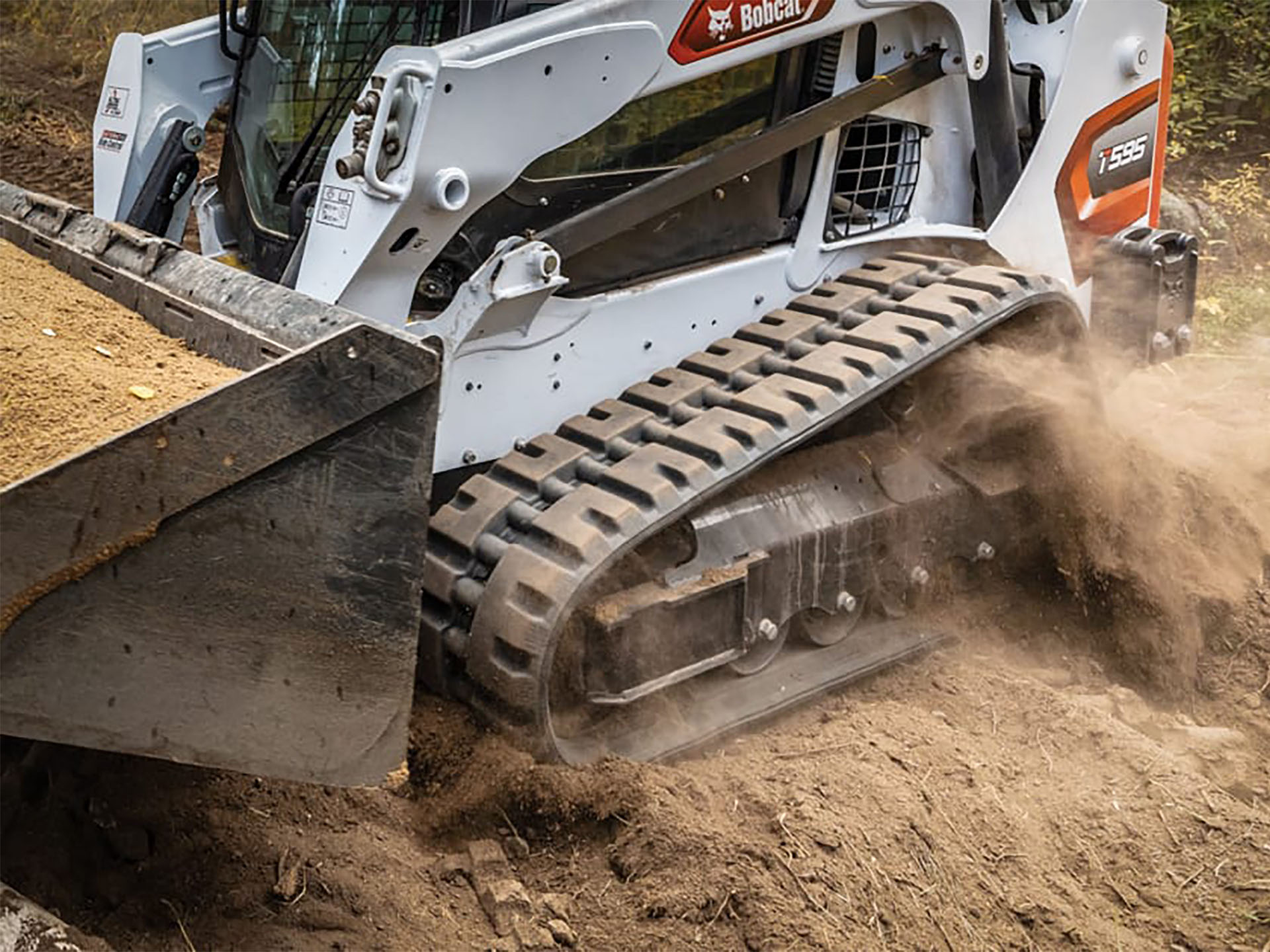 2025 Bobcat T595 in Paso Robles, California - Photo 4