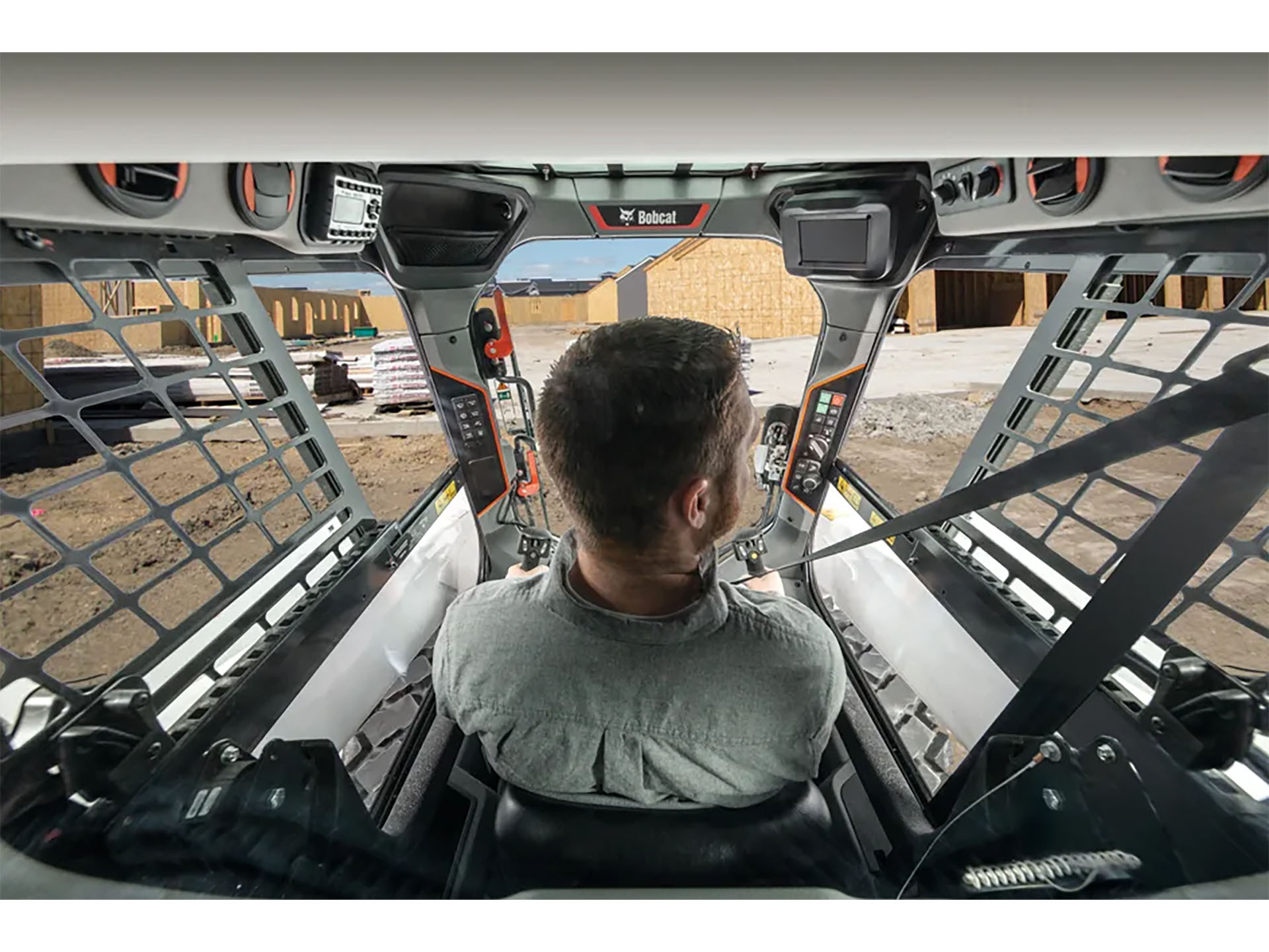 2025 Bobcat T62 in Paso Robles, California - Photo 5