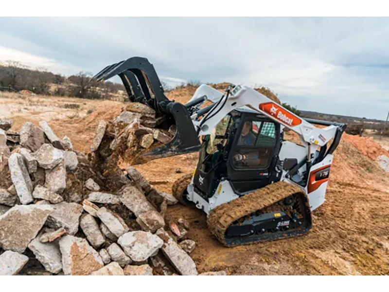 2025 Bobcat T76 in Paso Robles, California - Photo 14