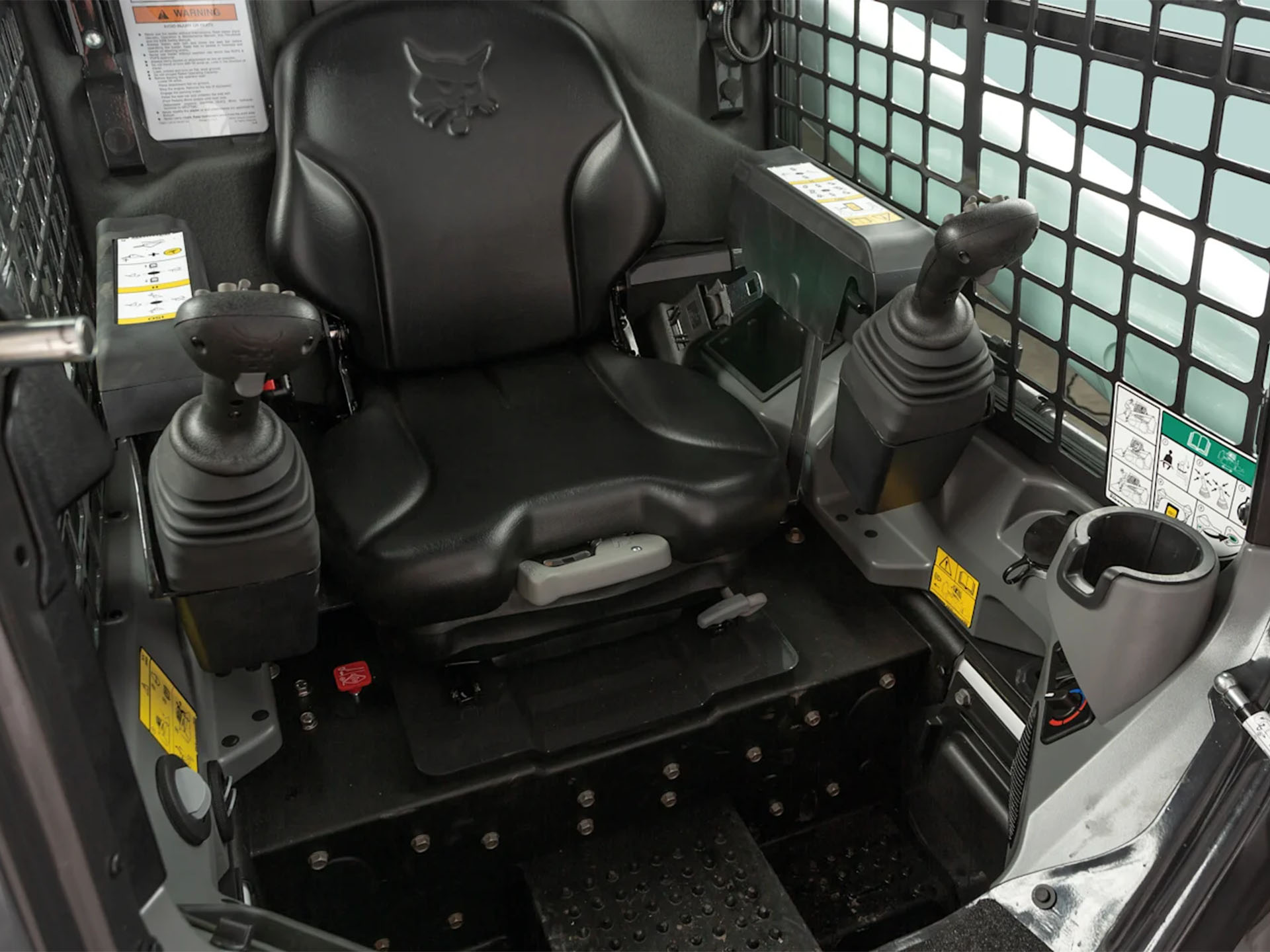 2025 Bobcat T770 in Paso Robles, California - Photo 8