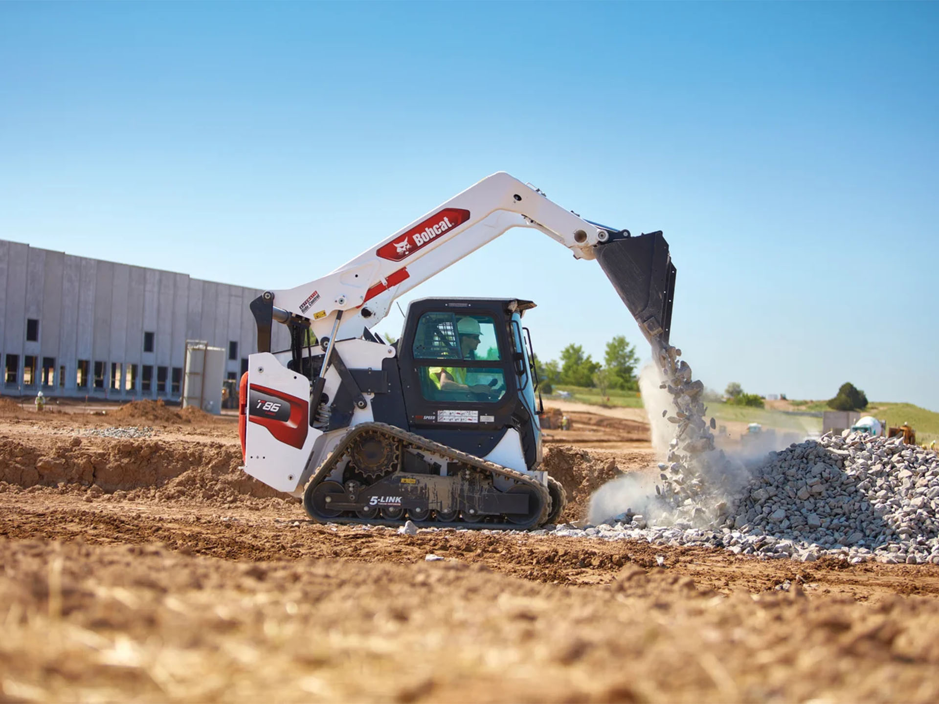 2025 Bobcat T86 in Paso Robles, California - Photo 9