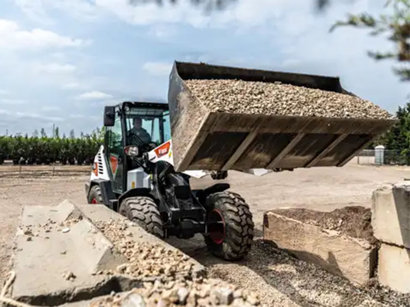 2025 Bobcat L85 in Paso Robles, California - Photo 12