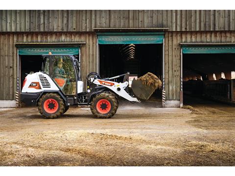 2025 Bobcat L95 in Paso Robles, California - Photo 4