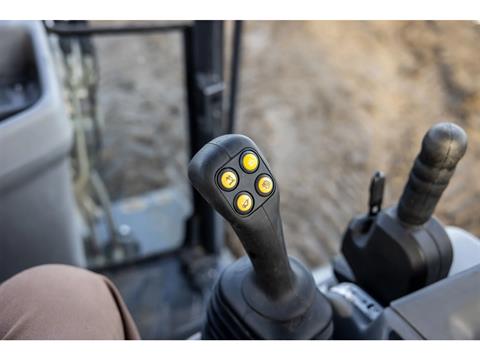 2025 Bobcat B760 in Paso Robles, California - Photo 11