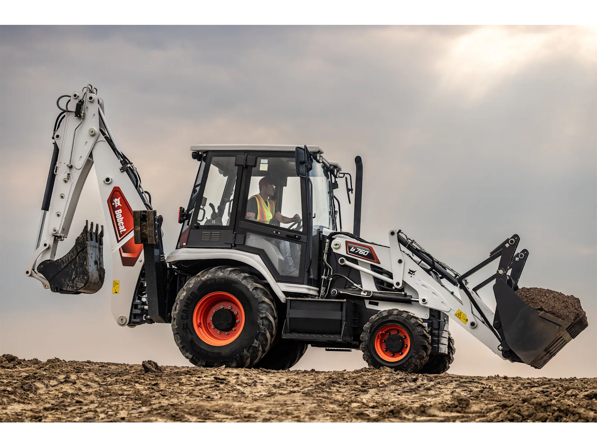 2025 Bobcat B760 in Paso Robles, California - Photo 18