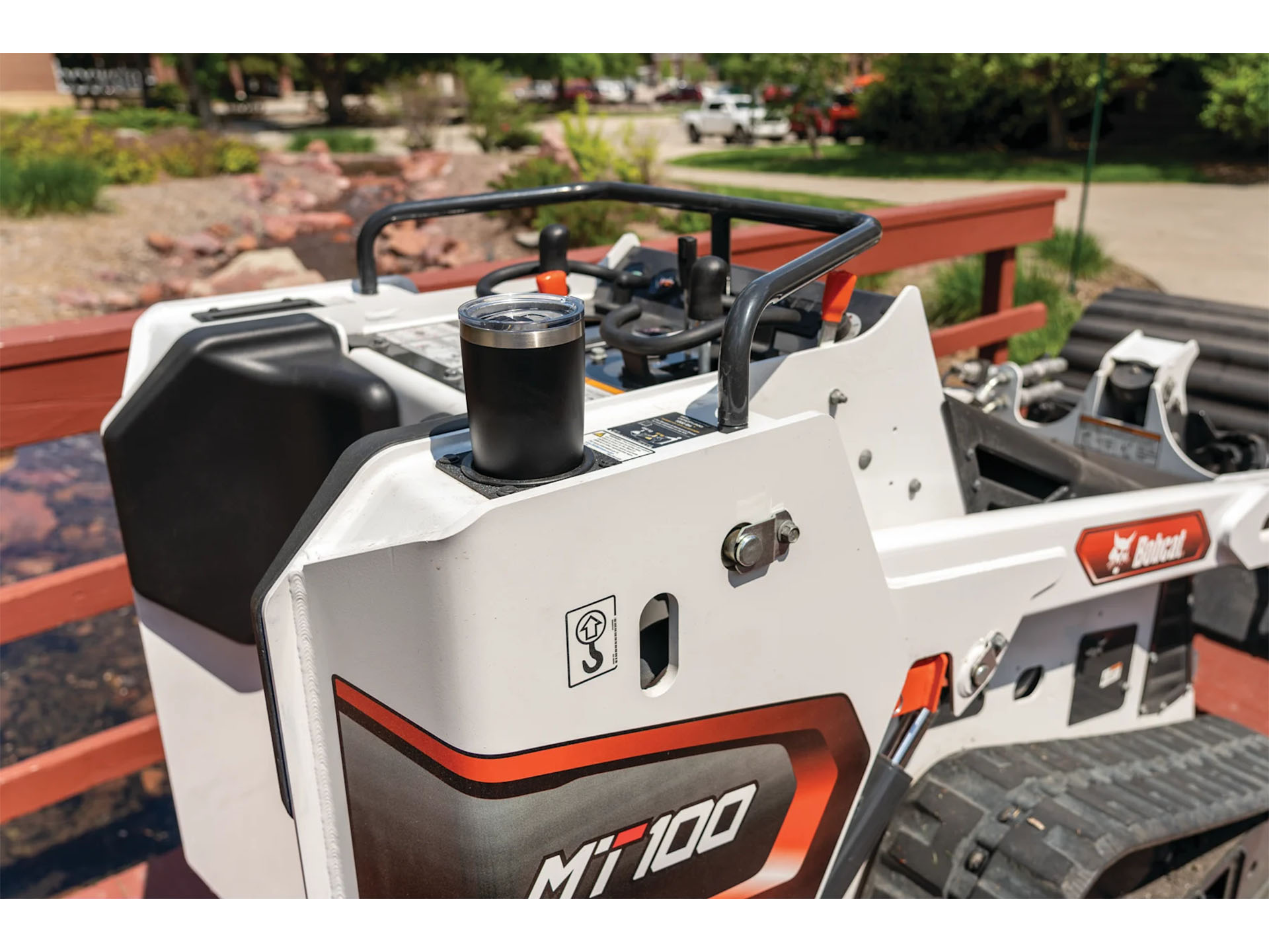 2025 Bobcat MT100 in Paso Robles, California - Photo 7