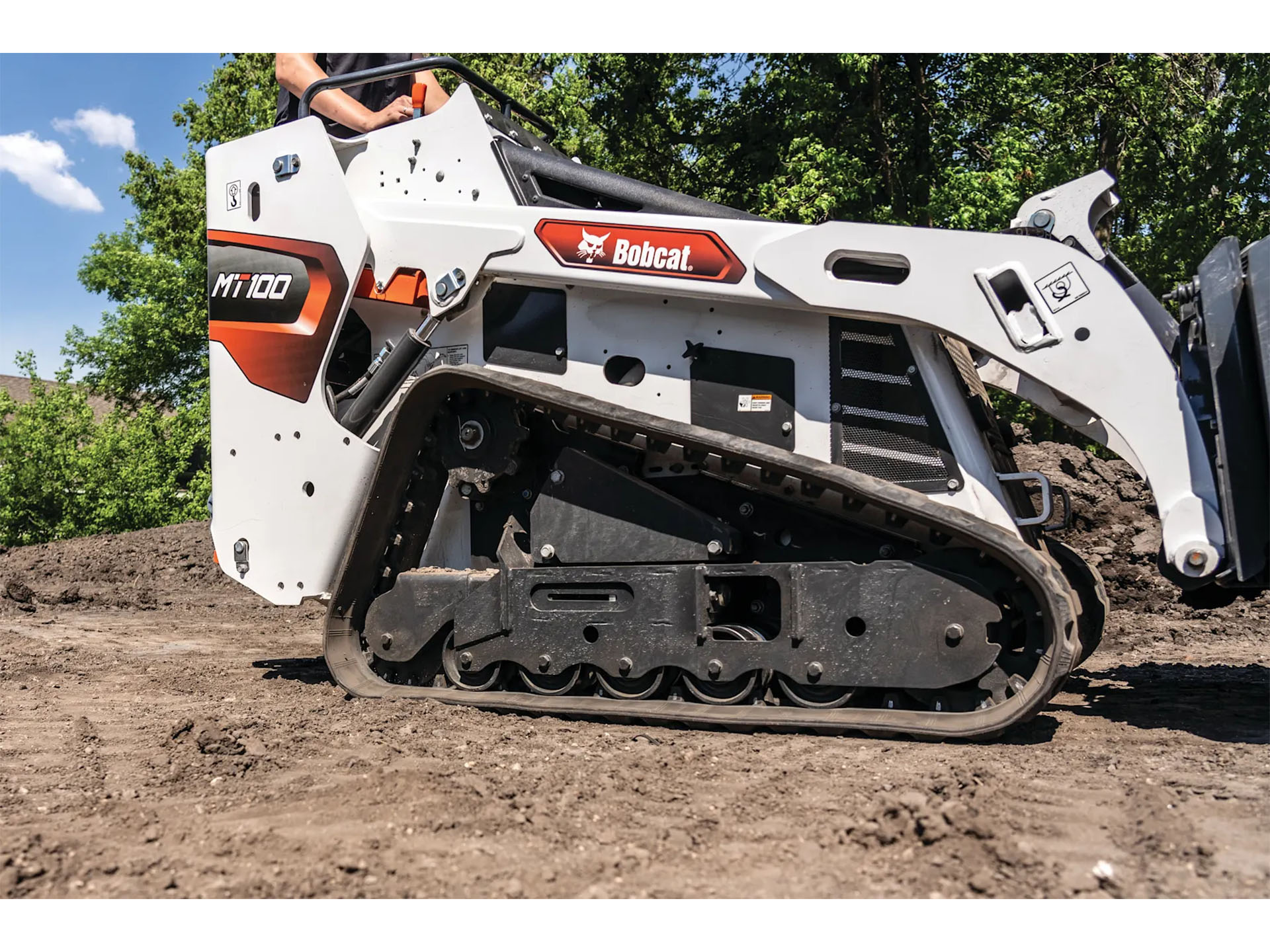 2025 Bobcat MT100 in Paso Robles, California - Photo 14