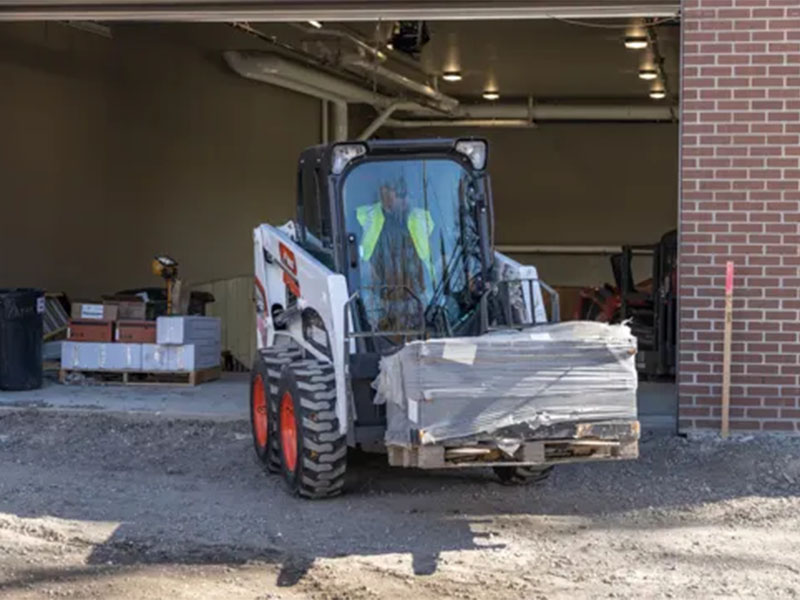 2025 Bobcat S450 in Paso Robles, California - Photo 5