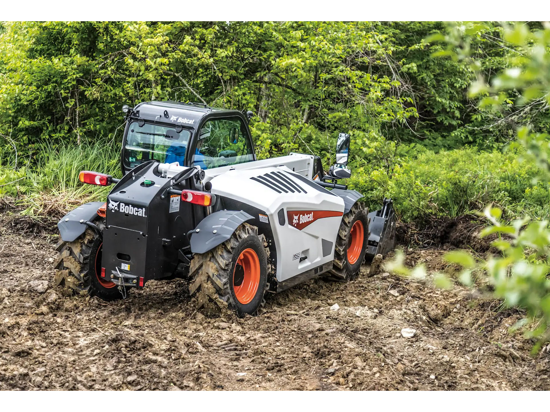 2025 Bobcat TL519 in Paso Robles, California - Photo 17