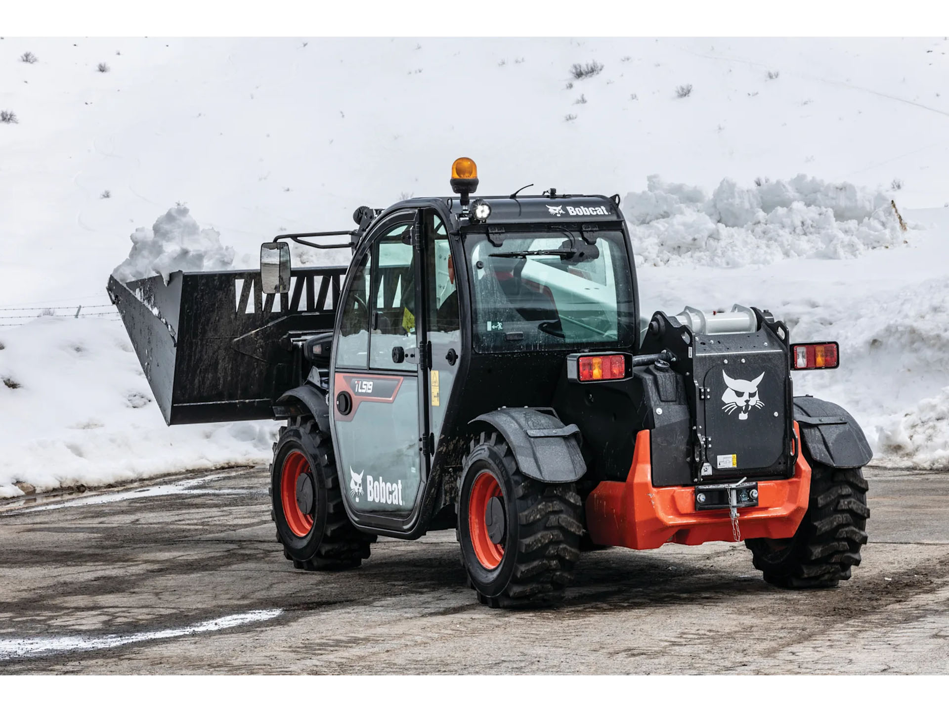 2025 Bobcat TL519 in Paso Robles, California - Photo 20