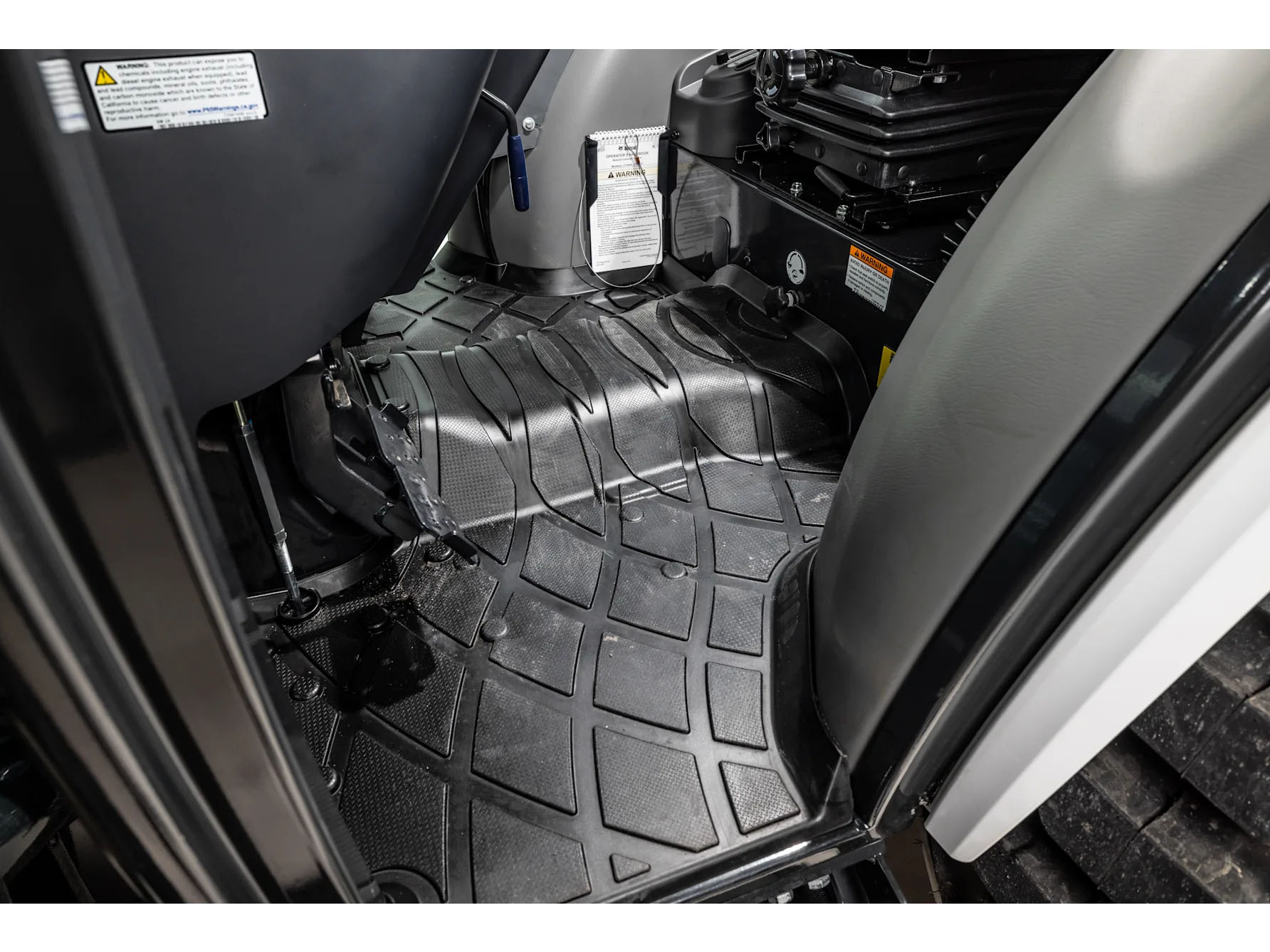 2025 Bobcat CT4545 in Jacksonville, Arkansas - Photo 12