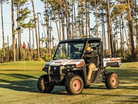 2025 Bobcat UV34 Gas in Jacksonville, Arkansas - Photo 13