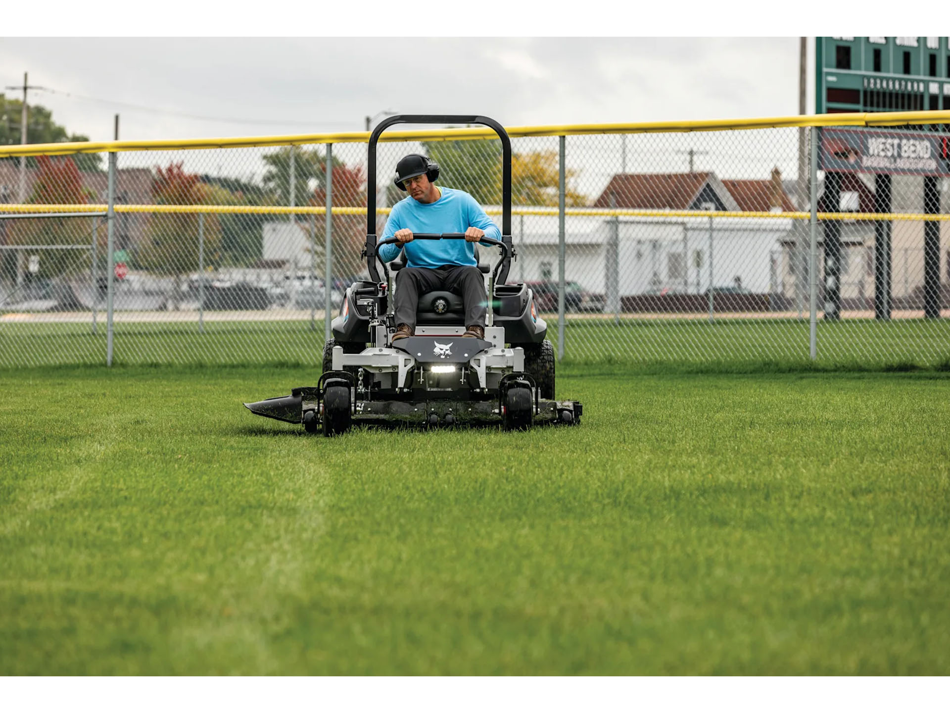 2025 Bobcat ZT6000e 61 in. Lithium Ion 58V in Paso Robles, California - Photo 9