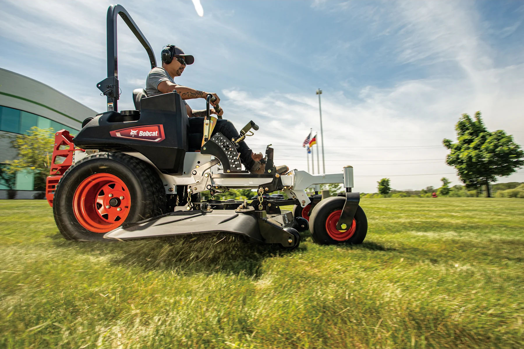 New 2026 Bobcat ZT6100 61 in. Kawasaki FX850V EFI 29.5 hp Lawn